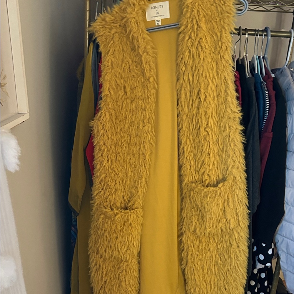 Ashley By 26 International Women's Mustard Teddy Vest